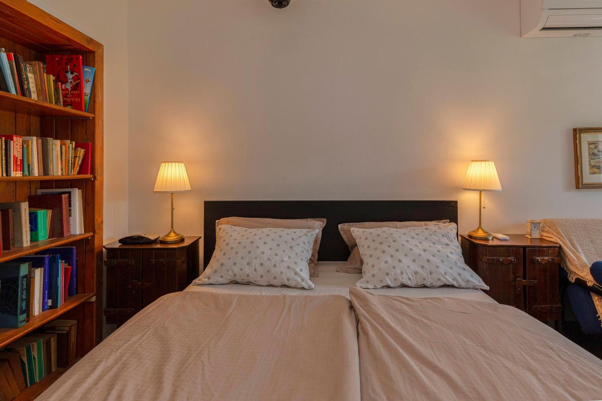 Appartamento Under The Rock House In Osp With Hot Tub Esterno foto